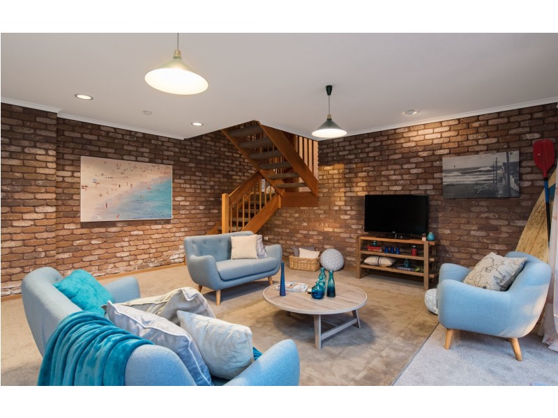 11 Chinook Crescent, Mooroolbark VIC 3138