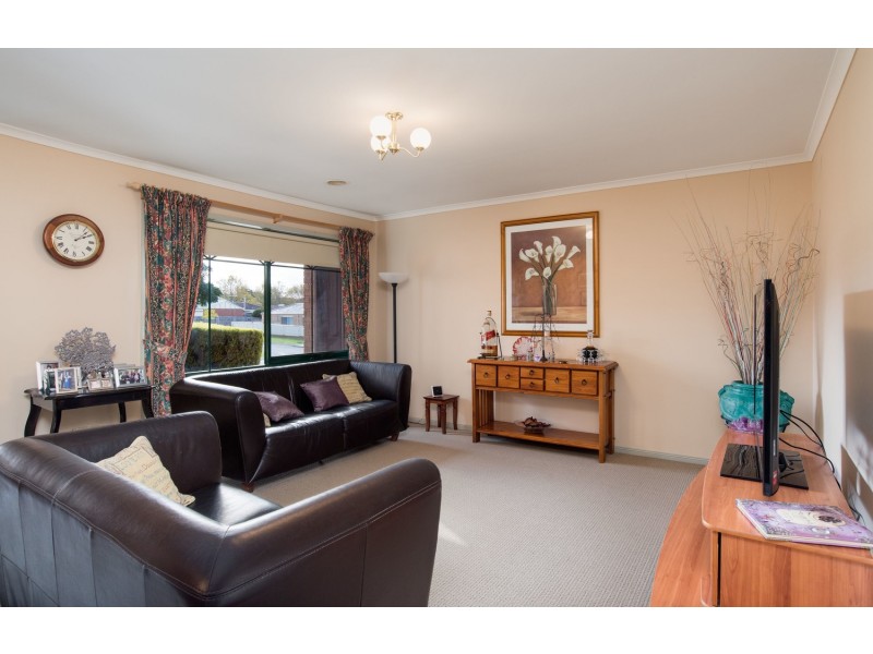 8 Baystone Place, Lilydale VIC 3140