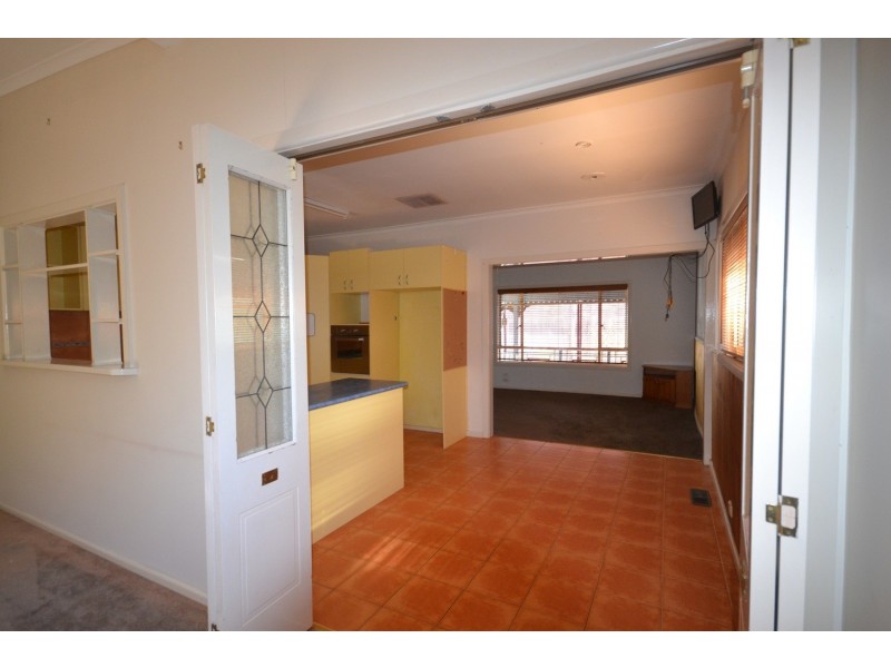 19 Shelley Avenue, Kilsyth VIC 3137