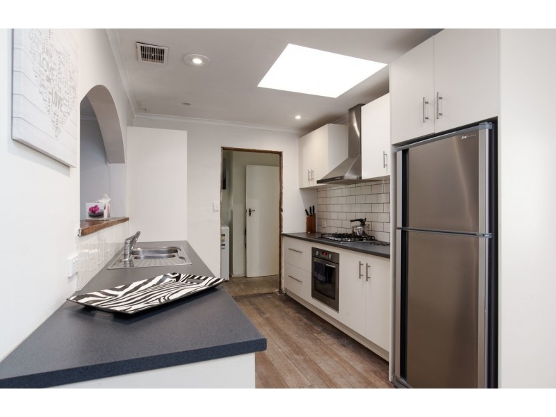 24 Pembroke Road, Mooroolbark VIC 3138