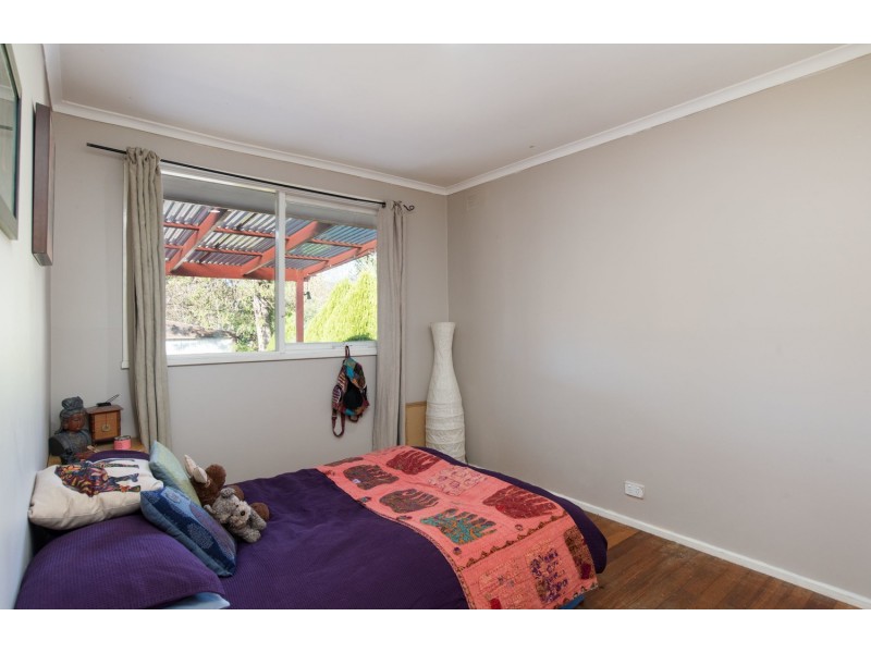 24 Pembroke Road, Mooroolbark VIC 3138