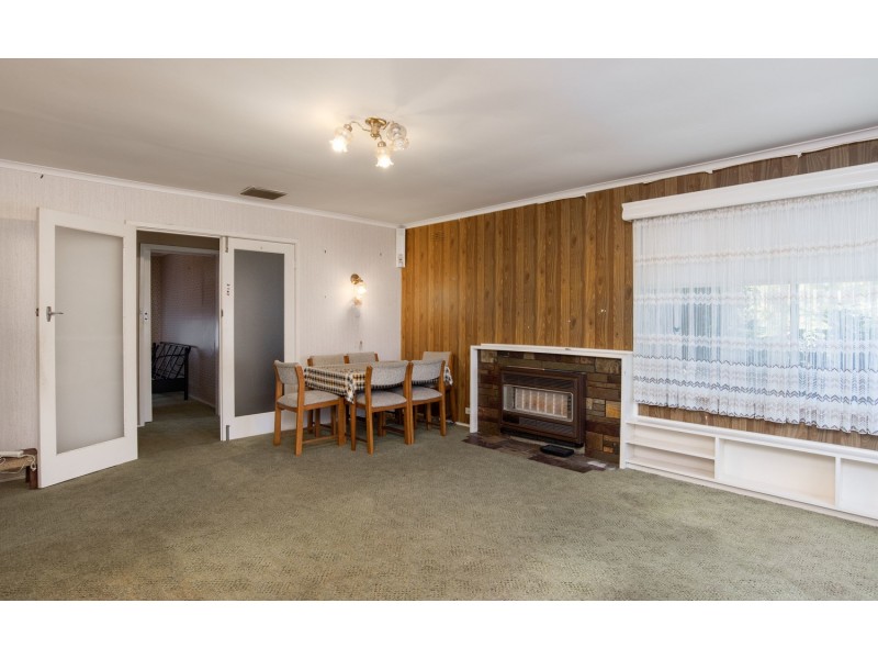 26 Bridges Avenue, Mooroolbark VIC 3138