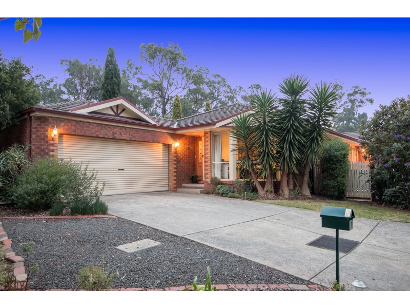 7 Clyde Court, Croydon South VIC 3136