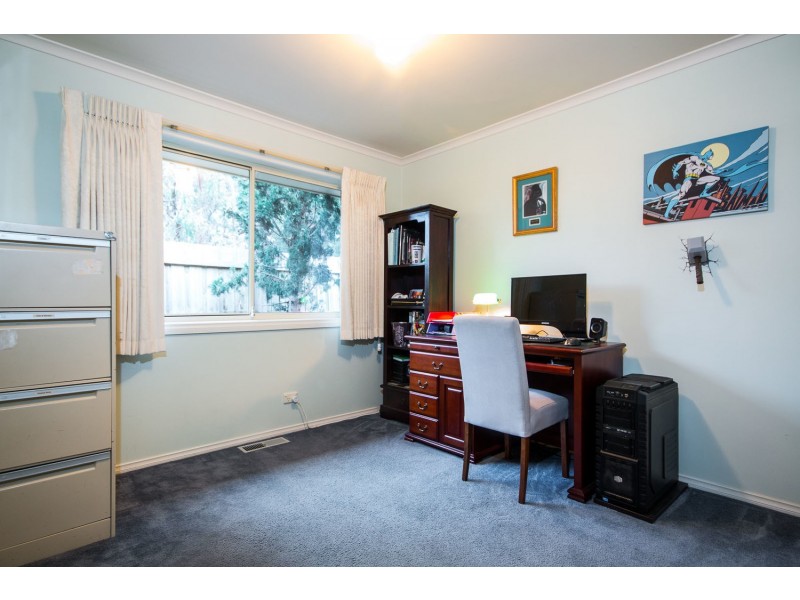 7 Clyde Court, Croydon South VIC 3136