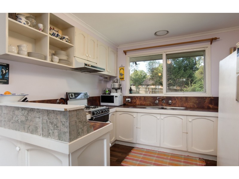 31 Shakespeare Avenue, Mooroolbark VIC 3138