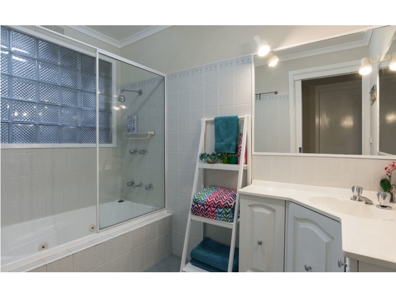 79a Country Club Drive, Chirnside Park VIC 3116