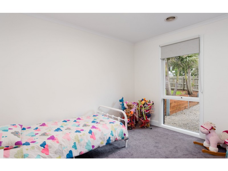 4 Statesman Crescent, Mooroolbark VIC 3138