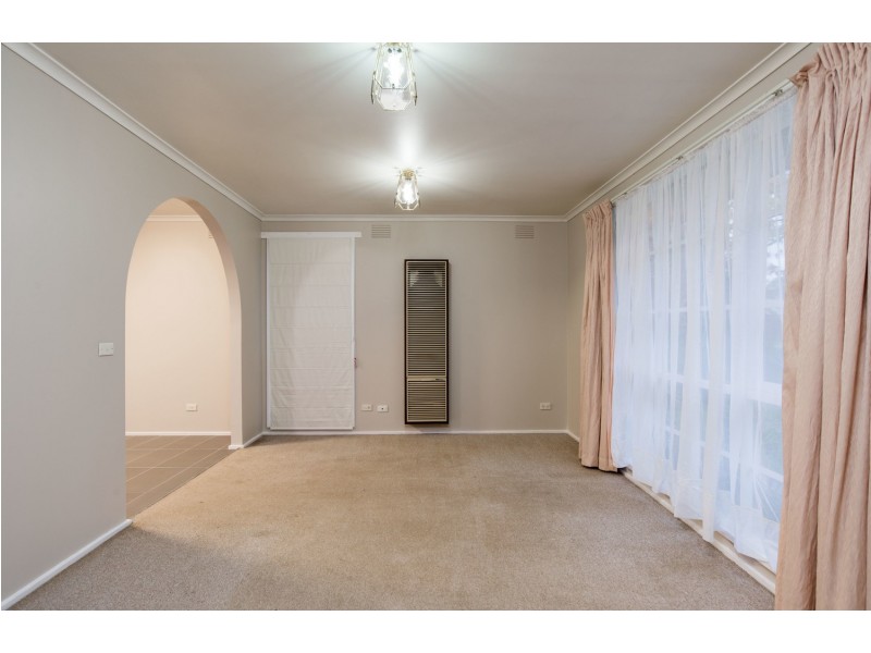 25 Kevin Court, Kilsyth VIC 3137