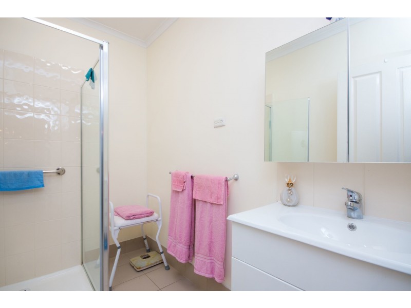 12 Wordsworth Street, Mooroolbark VIC 3138