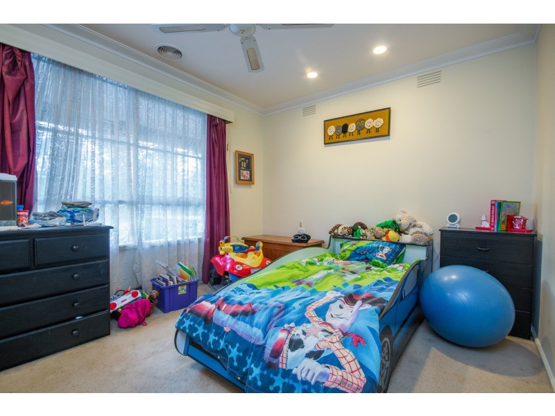 4 Wandana Street, Mooroolbark VIC 3138