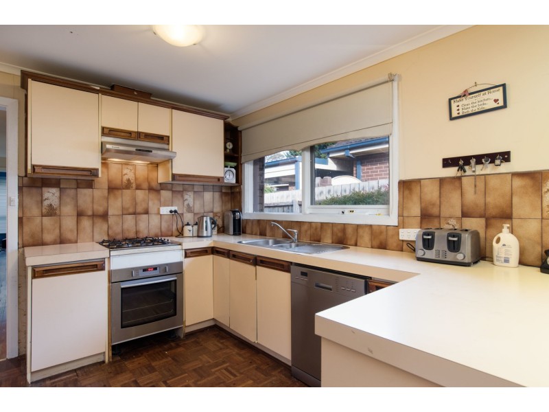 7 Illawara Crescent, Bayswater North VIC 3153