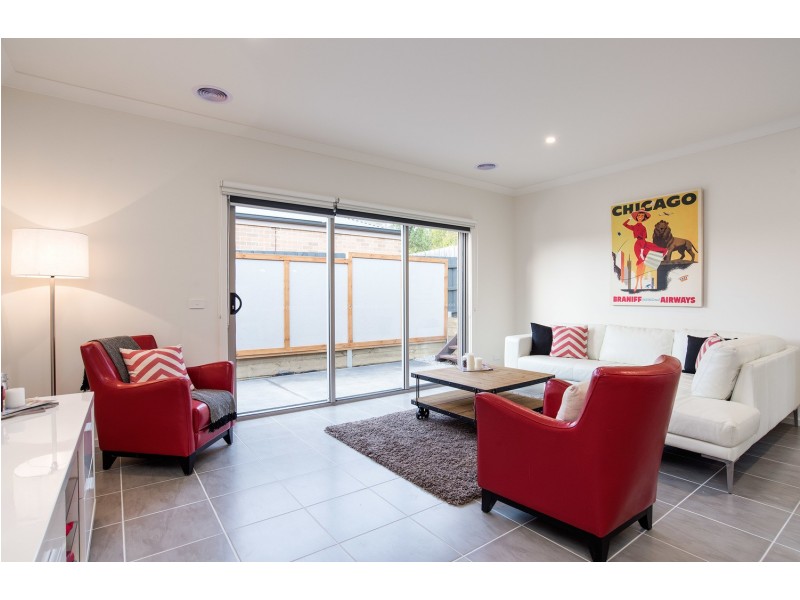 2/26 Tamworth Road, Kilsyth VIC 3137
