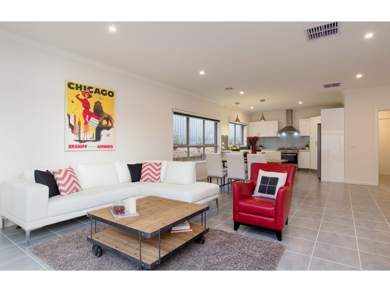 2/26 Tamworth Road, Kilsyth VIC 3137