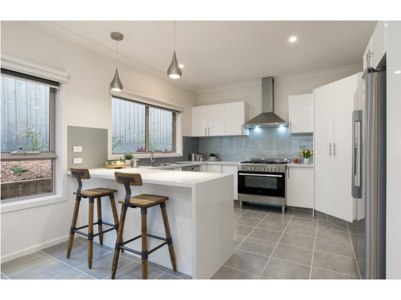 2/26 Tamworth Road, Kilsyth VIC 3137