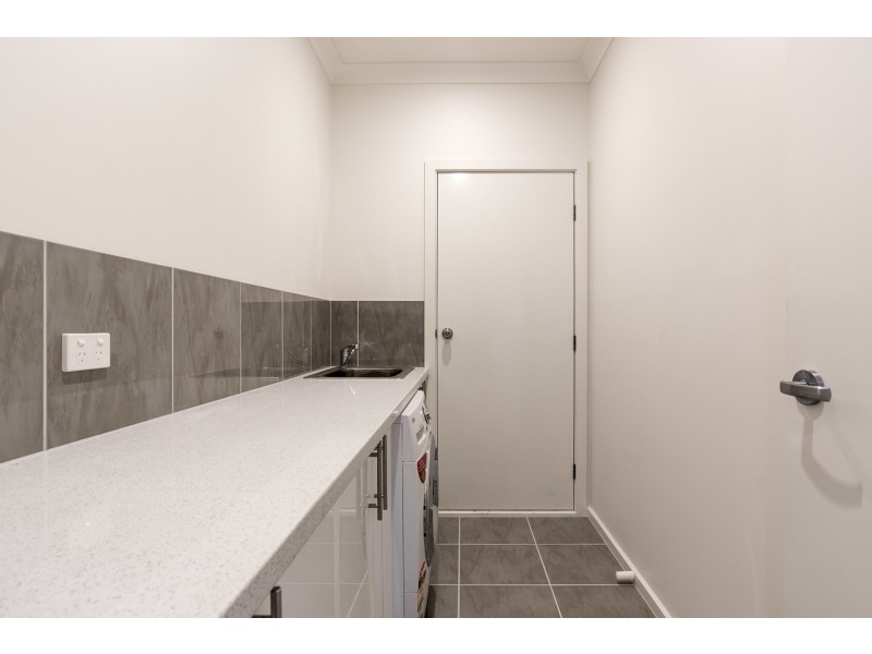 2/26 Tamworth Road, Kilsyth VIC 3137