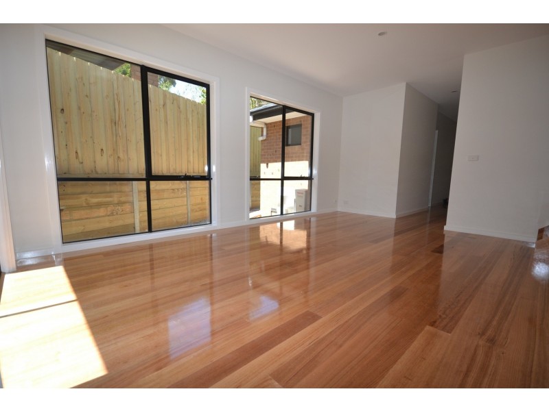 2A Wentworth Street, Mooroolbark VIC 3138