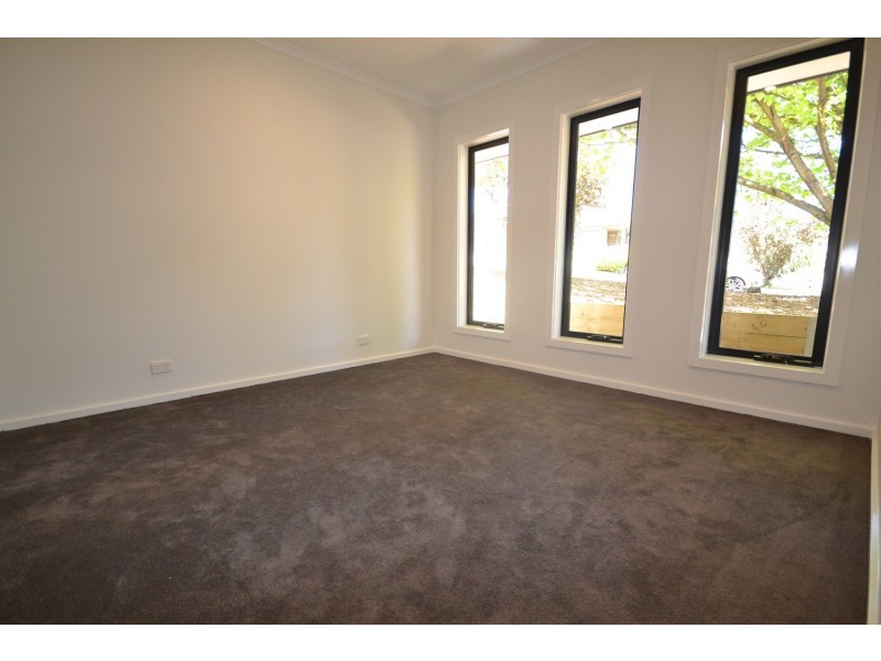 2A Wentworth Street, Mooroolbark VIC 3138