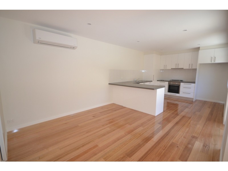 2A Wentworth Street, Mooroolbark VIC 3138