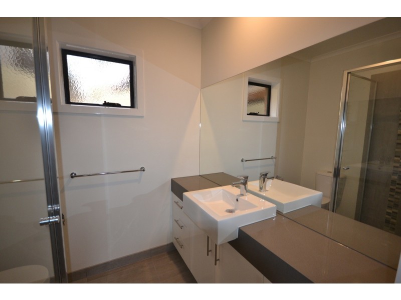 2A Wentworth Street, Mooroolbark VIC 3138