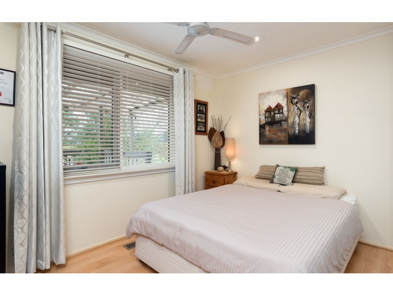 21 Meadowlark Lane, Mooroolbark VIC 3138