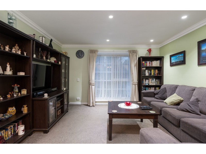 53 Woodville Road, Mooroolbark VIC 3138