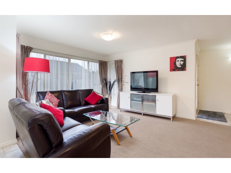 20a Dryden Concourse, Mooroolbark VIC 3138