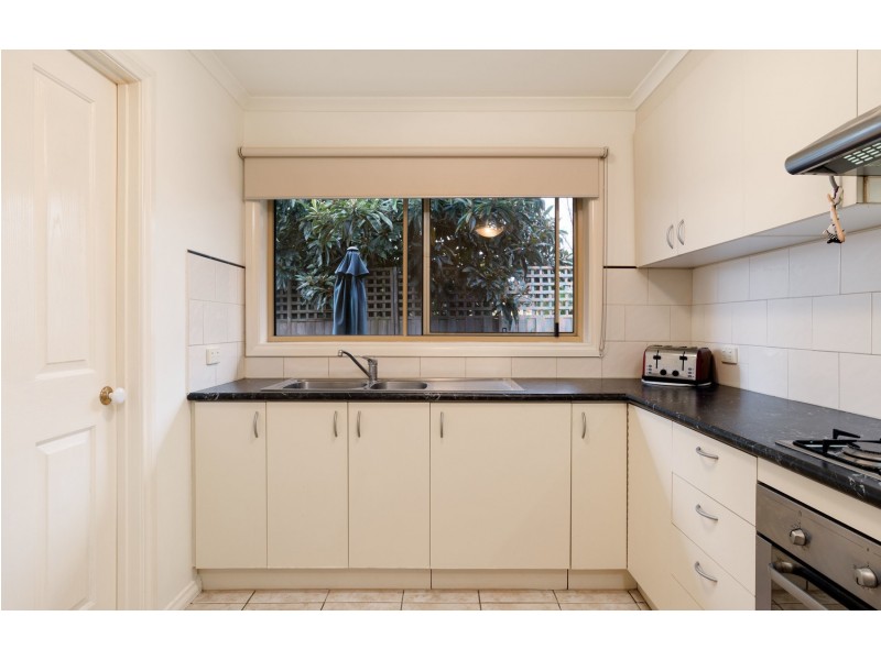 20a Dryden Concourse, Mooroolbark VIC 3138