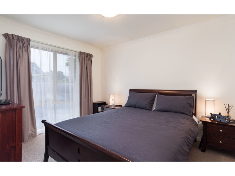 20a Dryden Concourse, Mooroolbark VIC 3138