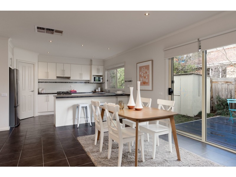 3/12 Laird Street, Croydon VIC 3136