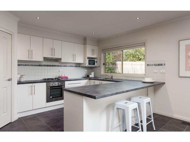 3/12 Laird Street, Croydon VIC 3136