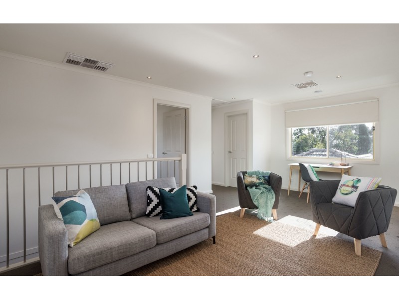 3/12 Laird Street, Croydon VIC 3136