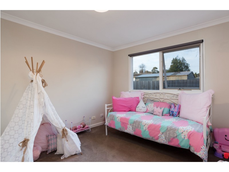 15a Diane Crescent, Mooroolbark VIC 3138