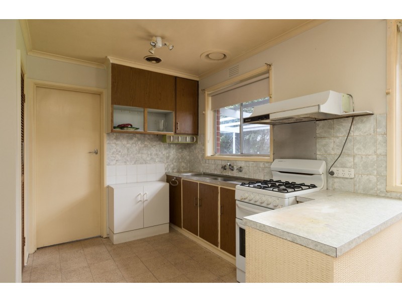 40 Lomond Avenue, Kilsyth VIC 3137