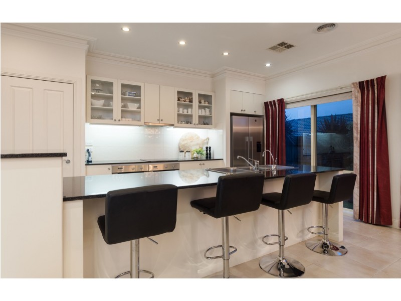 67 Larbert Road, Mooroolbark VIC 3138