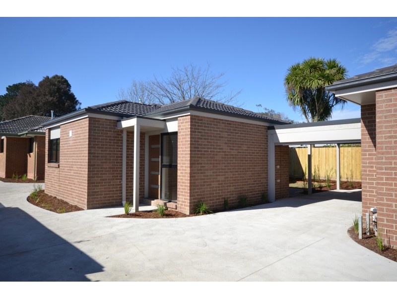 2/9 Blackburn Road, Mooroolbark VIC 3138