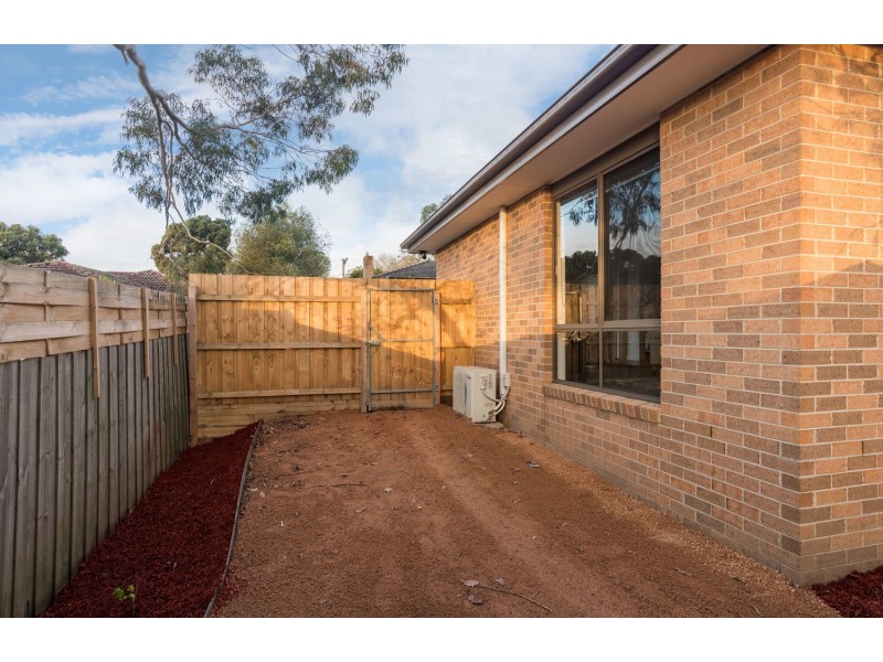 51a Longfellow Avenue, Mooroolbark VIC 3138