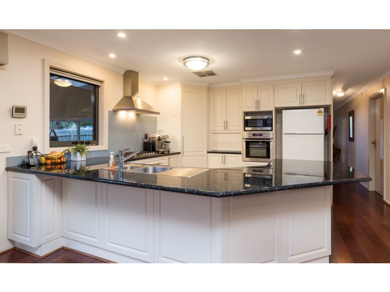 41a Cardigan Road, Mooroolbark VIC 3138