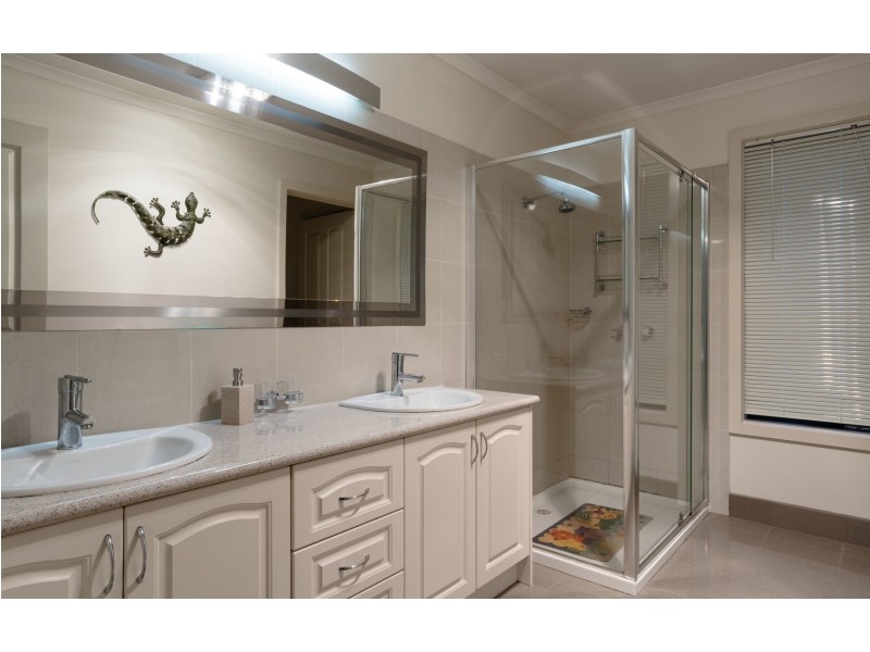 41a Cardigan Road, Mooroolbark VIC 3138