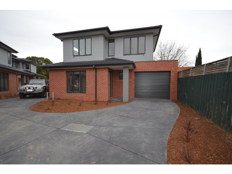 2/4 Shield Court, Kilsyth VIC 3137