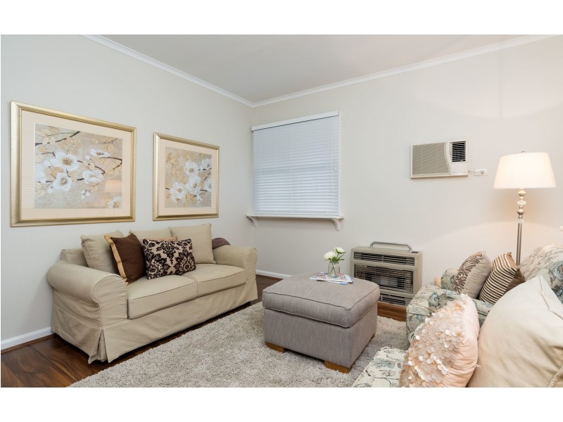 15 Farnley Street, Croydon VIC 3136