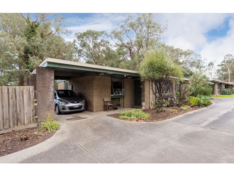 1/10 Pleasant Street, Kilsyth VIC 3137