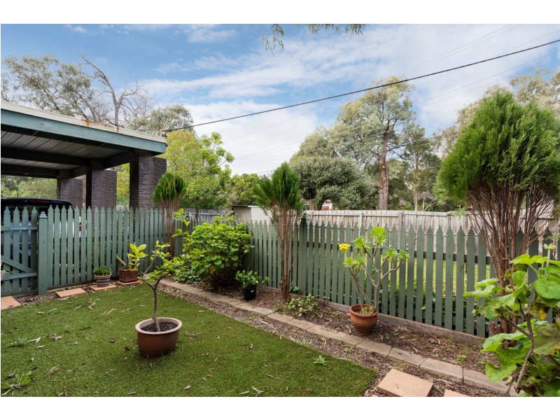 1/10 Pleasant Street, Kilsyth VIC 3137