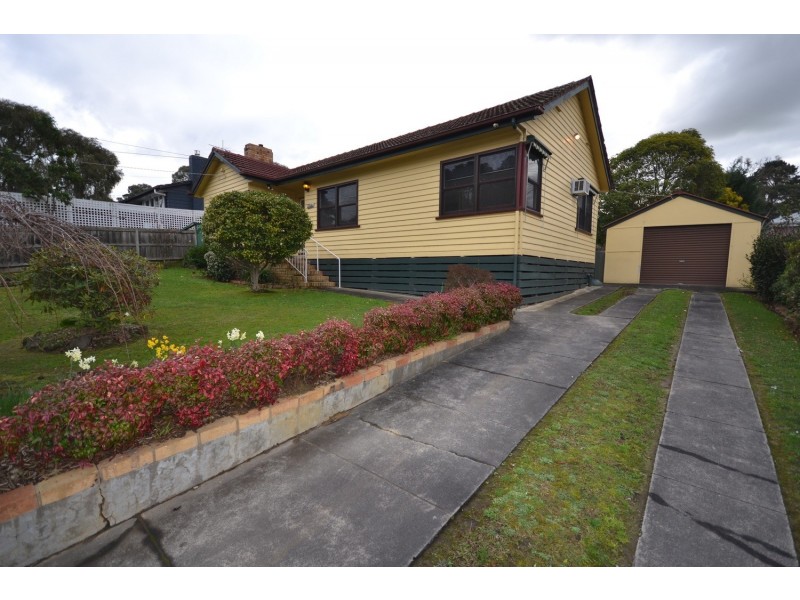 86 Mount View Parade, Croydon VIC 3136