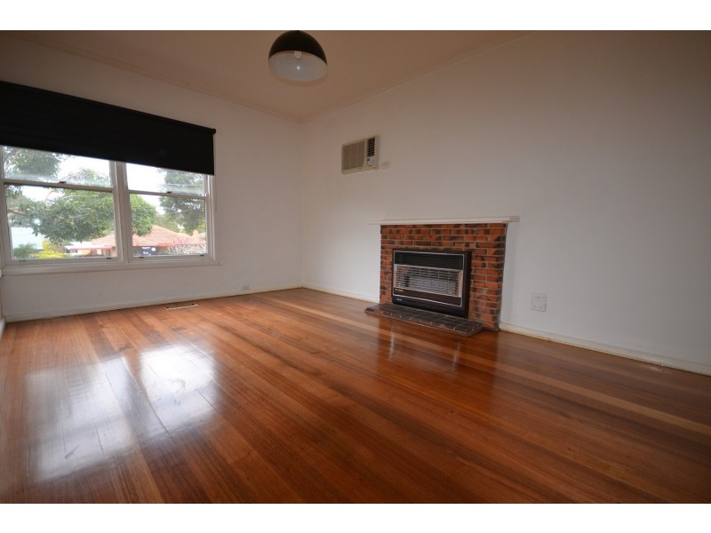 86 Mount View Parade, Croydon VIC 3136