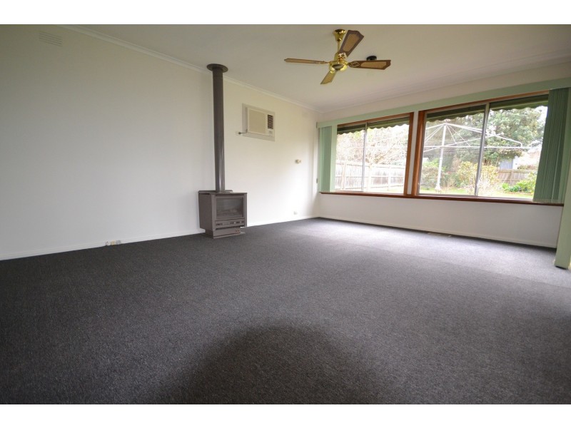 86 Mount View Parade, Croydon VIC 3136