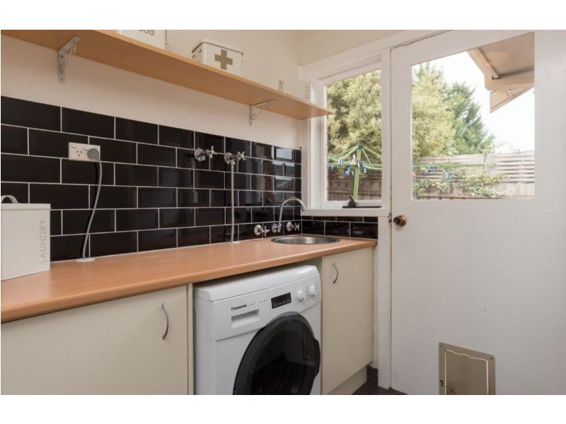 4 Oakbank Court, Mooroolbark VIC 3138