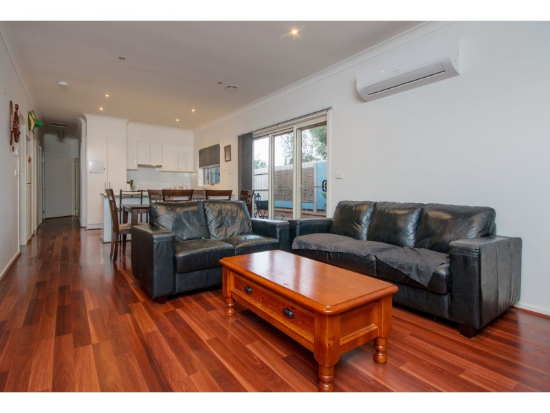 3/5 Contour Court, Chirnside Park VIC 3116