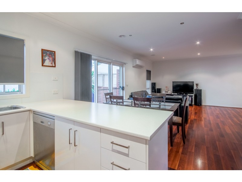 3/5 Contour Court, Chirnside Park VIC 3116