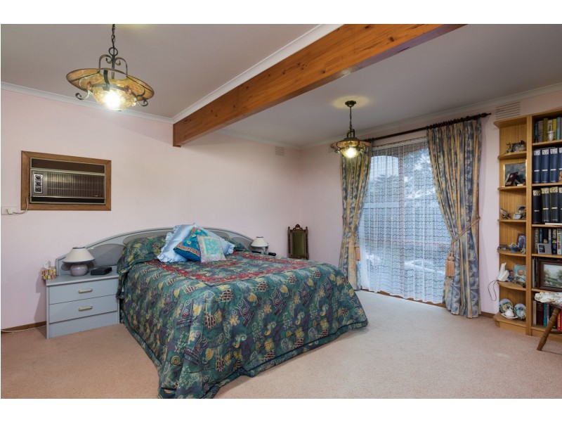 9 Cornelia Close, Kilsyth VIC 3137