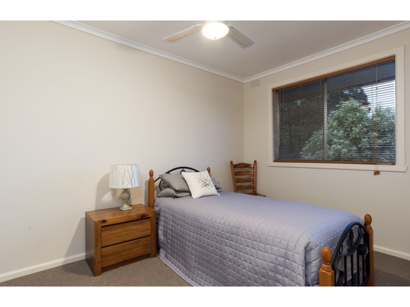 14 Central Avenue, Mooroolbark VIC 3138